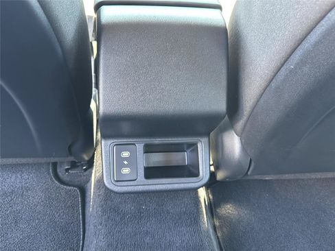 Used 2025 Kia K4 FWD image 21