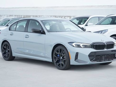 New 2026 BMW 330i Sedan w/ M Sport Package RWD image 3