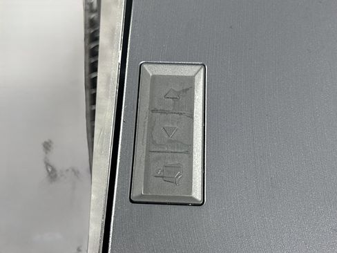 Used 2024 Tesla Cybertruck AWD Crew Cab image 27