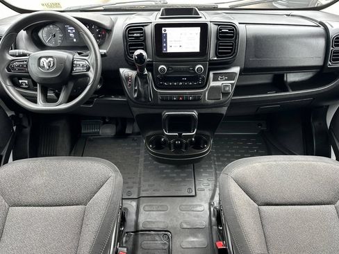 Used 2025 RAM ProMaster 2500 w/ Convenience Group FWD image 14