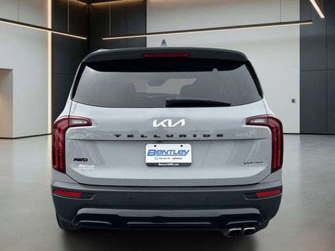 Used 2022 Kia Telluride SX w/ SX Prestige Package AWD/4WD image 4