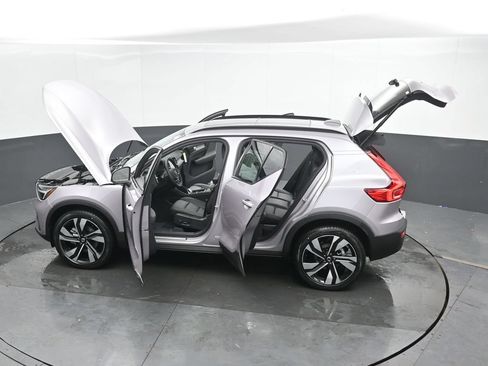 New 2026 Volvo XC40 B5 Ultra w/ Protection Package Premier AWD/4WD image 49