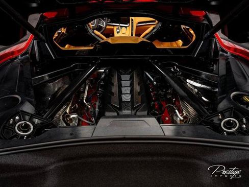 Used 2025 Chevrolet Corvette Stingray Premium Cpe w/ 3LT RWD image 18