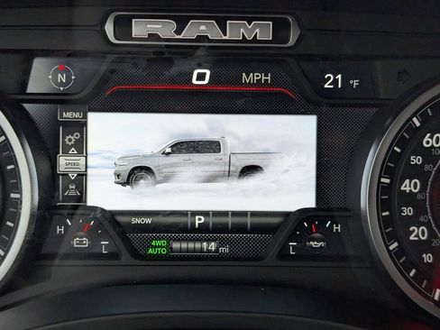 New 2026 RAM 1500 4x4 Crew Cab image 24