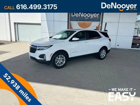 Used 2024 Chevrolet Equinox LT AWD/4WD image 1