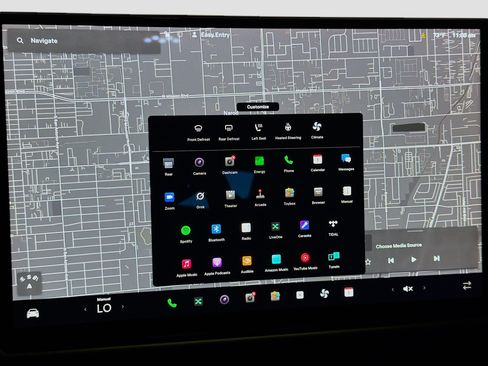 Used 2023 Tesla Model X AWD/4WD image 9