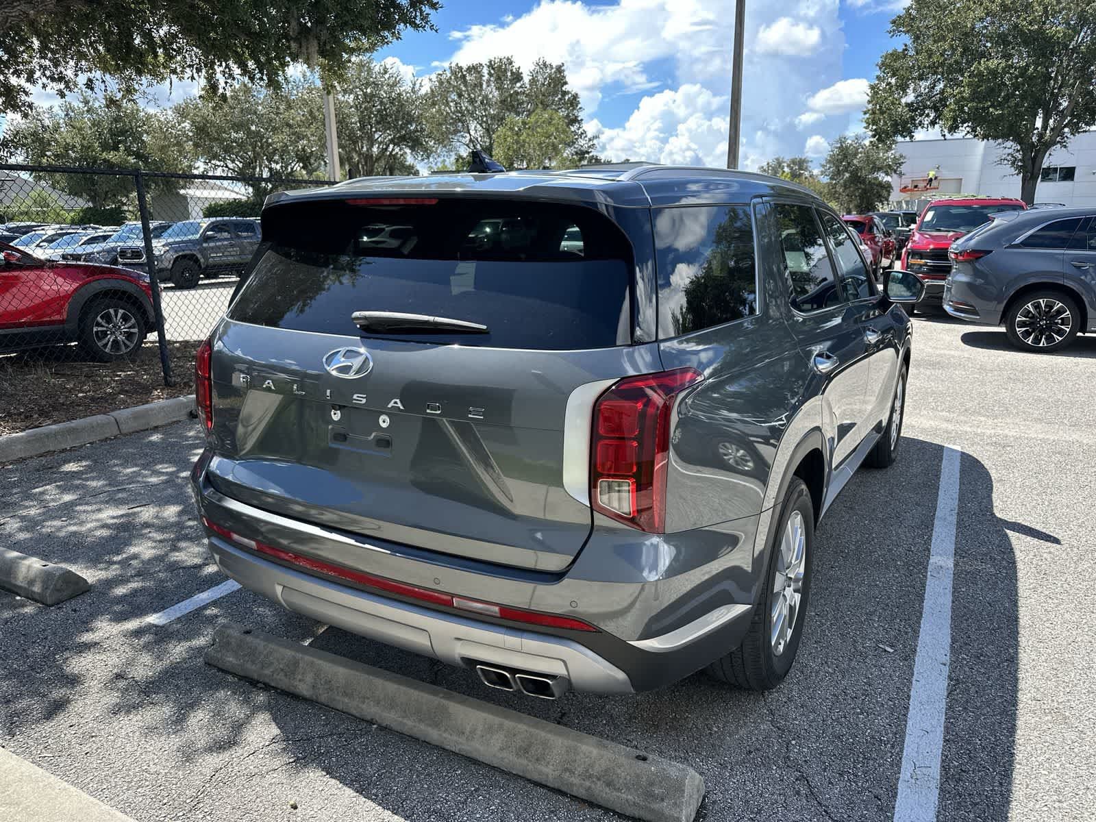 Used 2024 Hyundai Palisade SEL FWD image 8