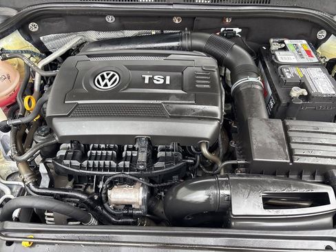 Used 2017 Volkswagen Jetta SEL FWD image 12