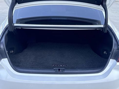 Used 2019 Lexus ES 350 w/ Premium Package image 12