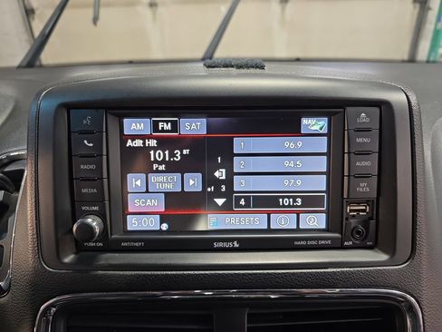 Used 2017 Dodge Grand Caravan GT FWD image 23