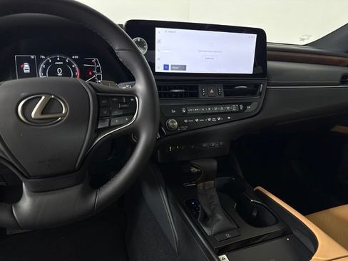 Used 2025 Lexus ES 350 w/ Premium Package FWD image 25