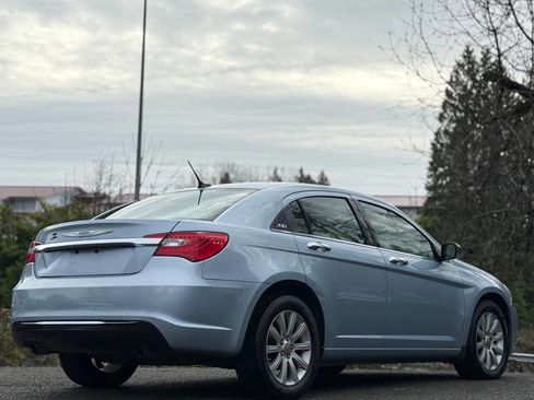 Used 2014 Chrysler 200 Limited w/ Sun/Sound Group image 8