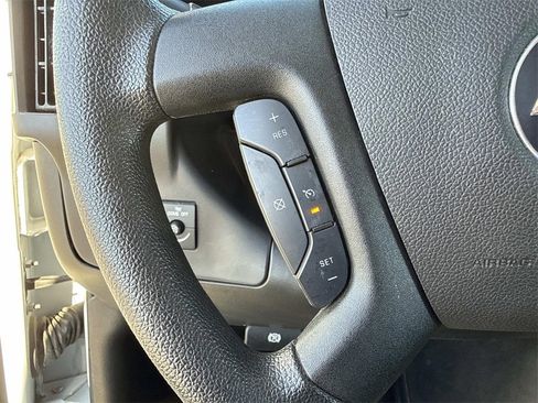 Used 2024 Chevrolet Express 2500 w/ Driver Convenience Package image 16