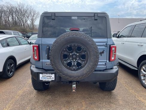 Used 2023 Ford Bronco Wildtrak image 3