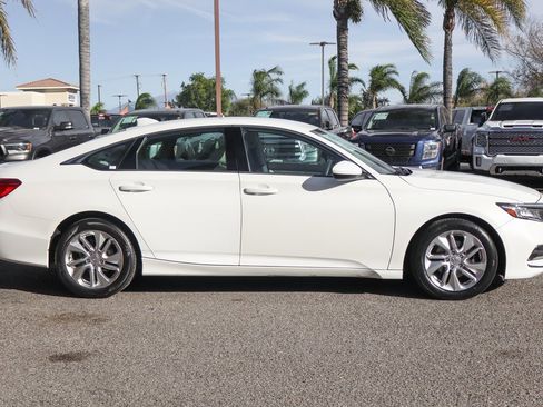 Used 2019 Honda Accord LX image 10