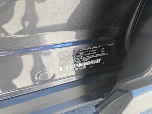 Used 2021 Toyota RAV4 XLE FWD image 21