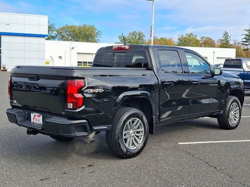 Certified 2024 Chevrolet Colorado LT w/ LT Convenience Package II image 6