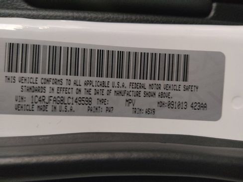 Used 2020 Jeep Grand Cherokee Laredo image 33