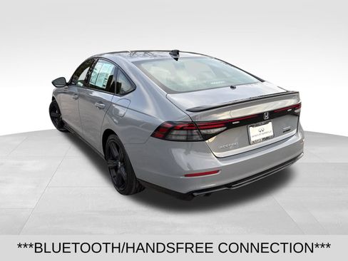 Used 2023 Honda Accord Sport image 3