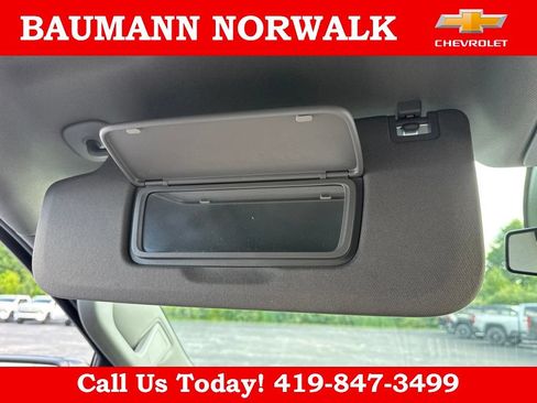 Used 2023 Chevrolet Silverado 1500 RST AWD/4WD image 36