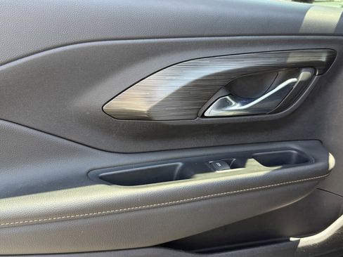 Used 2020 GMC Terrain SLT image 24