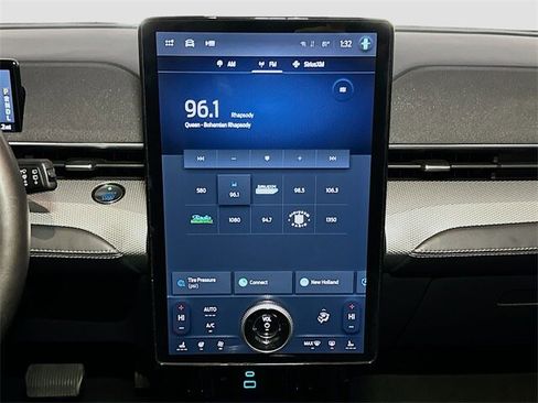 Certified 2021 Ford Mustang Mach-E Select w/ Comfort/Technology Package image 11