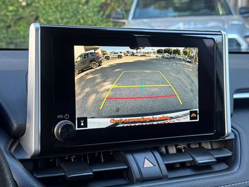 Certified 2025 Toyota RAV4 XLE AWD/4WD image 19