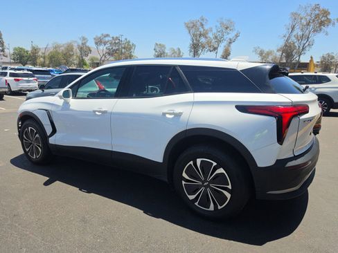 Used 2024 Chevrolet Blazer EV LT AWD/4WD image 4