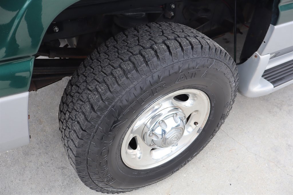 Used 2000 Dodge Ram 2500 Truck 2WD Quad Cab image 18