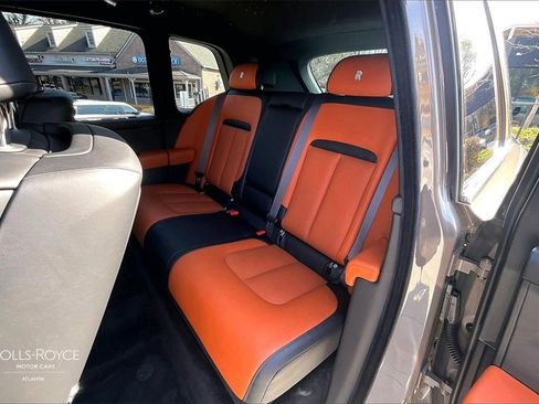 Used 2026 Rolls-Royce Cullinan image 25