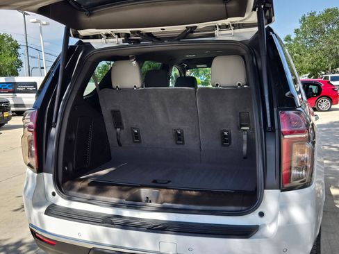 Certified 2024 Chevrolet Tahoe LT RWD image 27