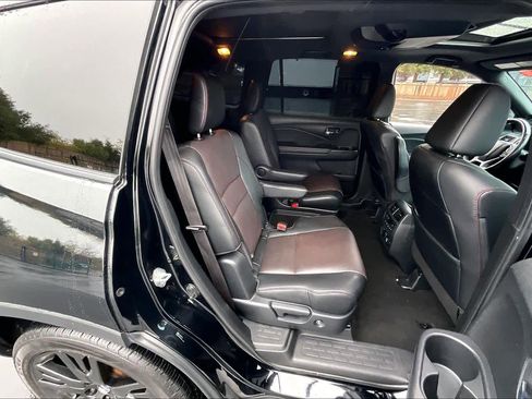Used 2021 Honda Pilot Black Edition image 30