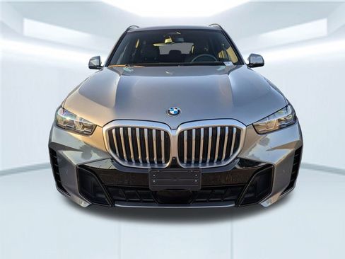 Used 2026 BMW X5 sDrive40i image 2