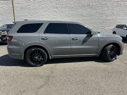 Used 2022 Dodge Durango R/T RWD image 3