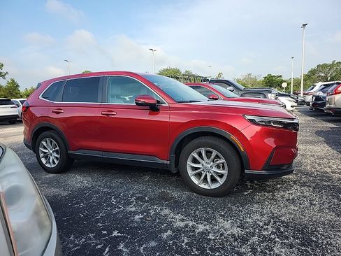 Used 2024 Honda CR-V EX image 3