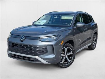 New 2025 Volkswagen Tiguan SE