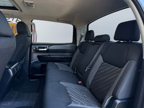 Used 2018 Toyota Tundra SR5 image 21