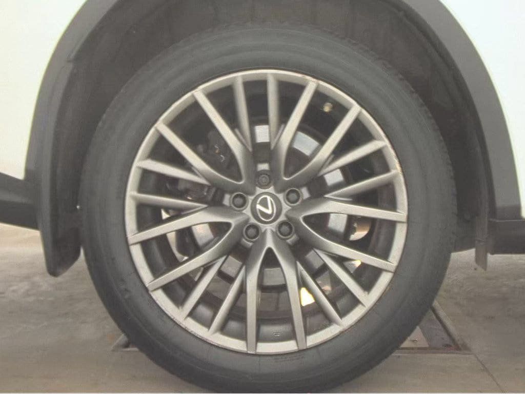 Used 2020 Lexus RX 350 F Sport w/ Accessory Package AWD/4WD image 21