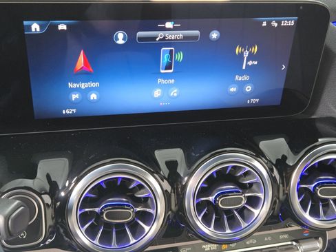 Used 2025 Mercedes-Benz GLA 250 image 29