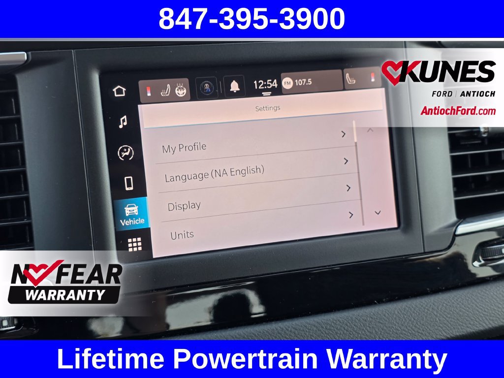 Used 2023 Chrysler Voyager LX FWD image 61