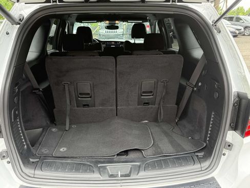 Used 2025 Dodge Durango GT AWD/4WD image 11