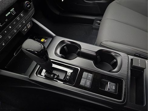 New 2026 Subaru Outback Limited AWD/4WD image 21