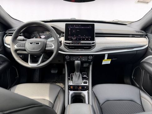 New 2026 Jeep Compass Latitude AWD/4WD image 10