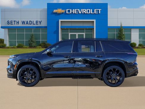 New 2026 Chevrolet Traverse RS w/ LPO, Floor Liner Package FWD image 4