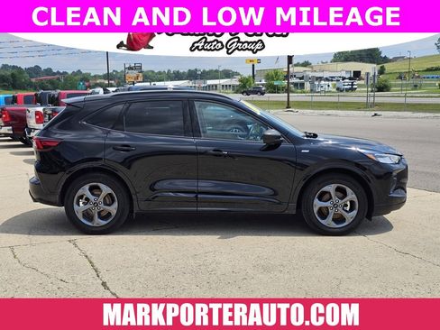 Used 2024 Ford Escape ST-Line image 6