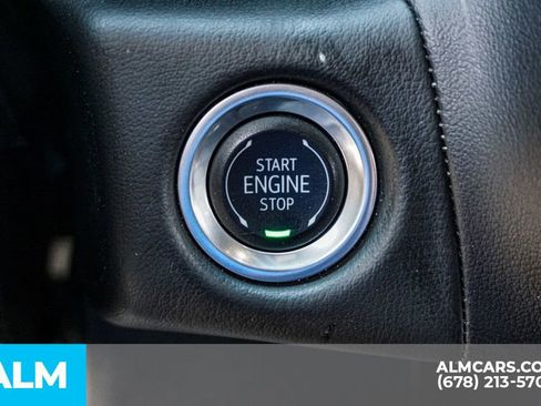 Used 2024 Chevrolet Suburban Premier RWD image 48