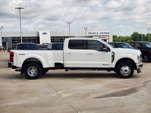 Certified 2024 Ford F350 Lariat w/ FX4 Off-Road Package AWD/4WD image 7