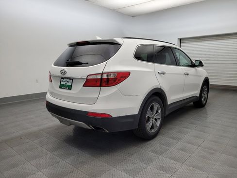 Used 2016 Hyundai Santa Fe SE image 9