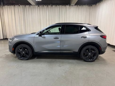 Used 2022 Buick Envision Essence w/ Technology Package I image 8