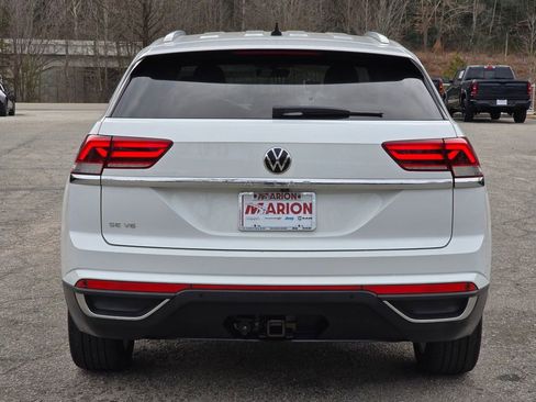 Used 2020 Volkswagen Atlas Cross Sport SE image 17